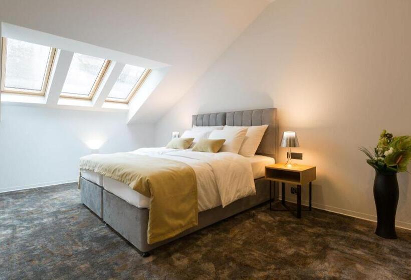 سوییت, Boutique Hotel Museum