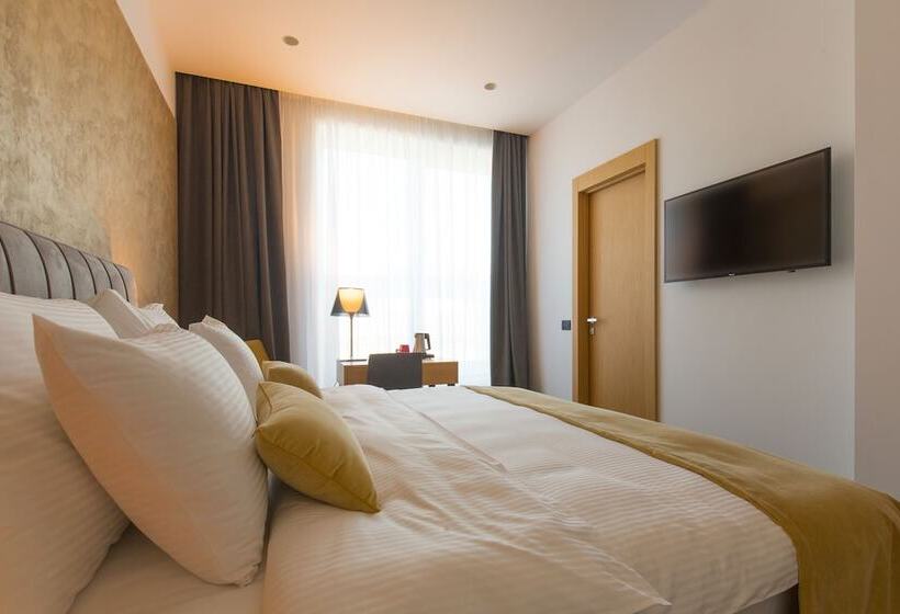 اتاق سوپریور, Boutique Hotel Museum