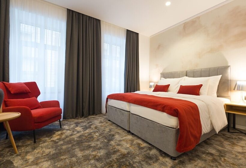 اتاق سوپریور, Boutique Hotel Museum