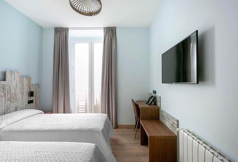 اتاق استاندارد, Hostal Anton Martin