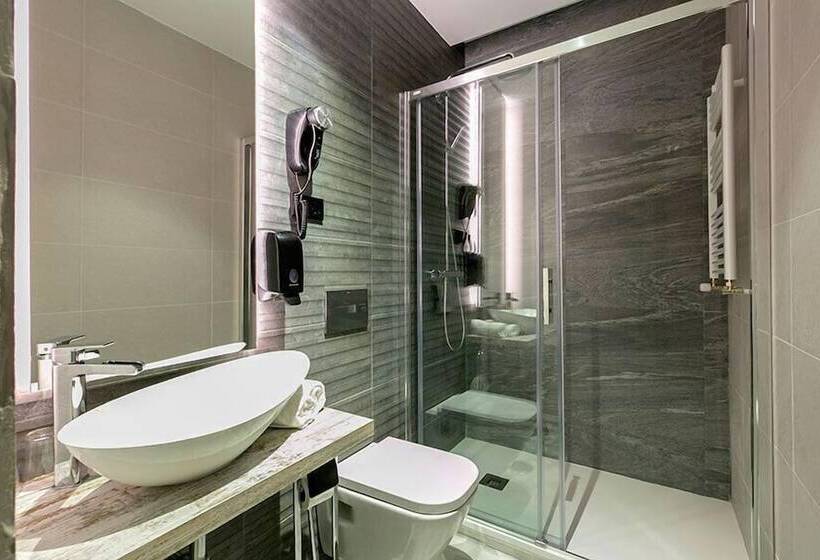 اتاق استاندارد, Hostal Anton Martin