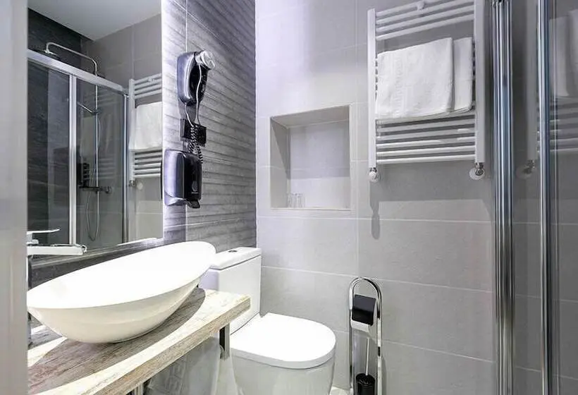 اتاق استاندارد, Hostal Anton Martin