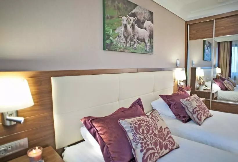 اتاق اجرایی, Apart Hotel Best