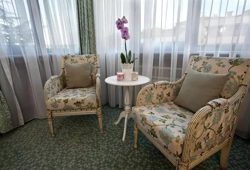 آپارتمان 2 خوابه, Apart Hotel Best