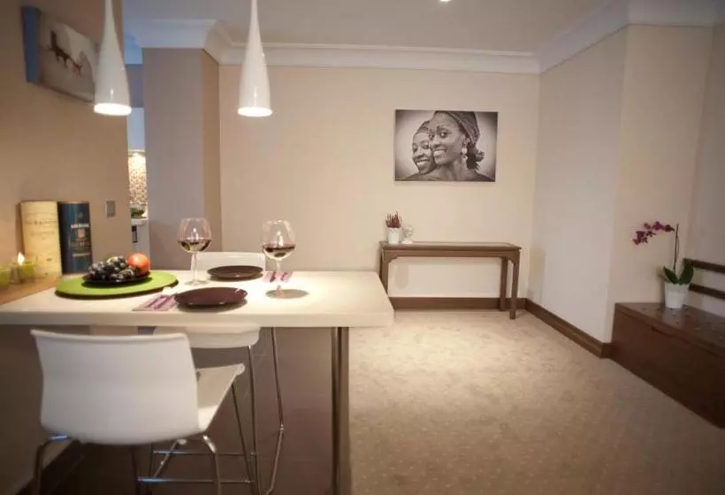 آپارتمان مدیریتی 2 خوابه, Apart Hotel Best