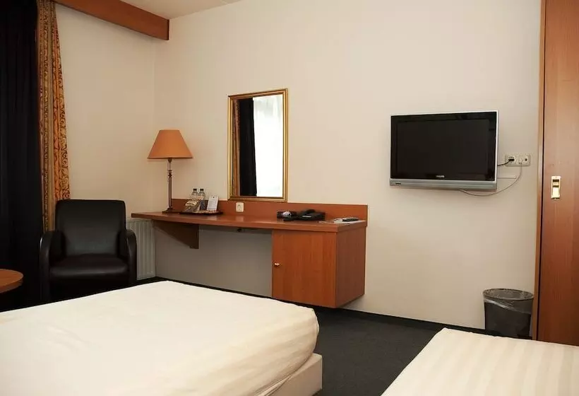 Standard Room Adapted for people with reduced mobility, Fletcher Hotel Steenwijk