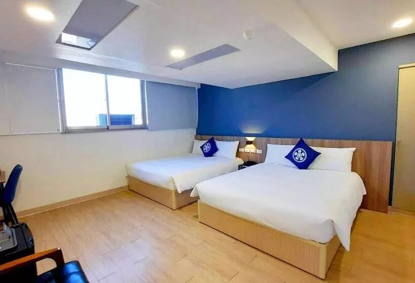 スタンダード４人部屋, Holo Hotel Tainan