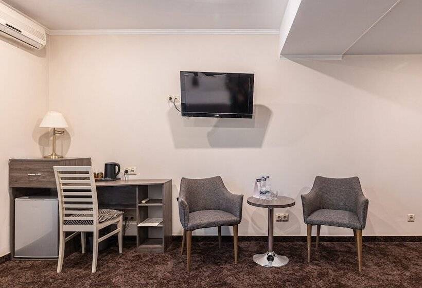 اتاق سوپریور, Baikal Business Centre