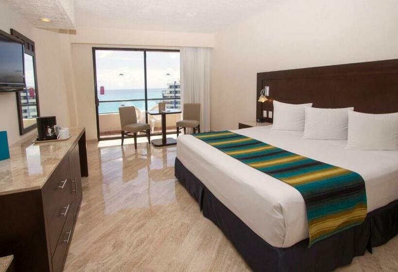 스탠다드 룸 킹사이즈 침대, Crown Paradise Club Cancun All Inclusive