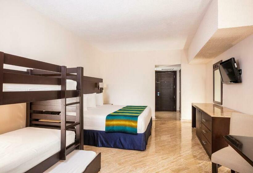 패밀리 룸, Crown Paradise Club Cancun All Inclusive