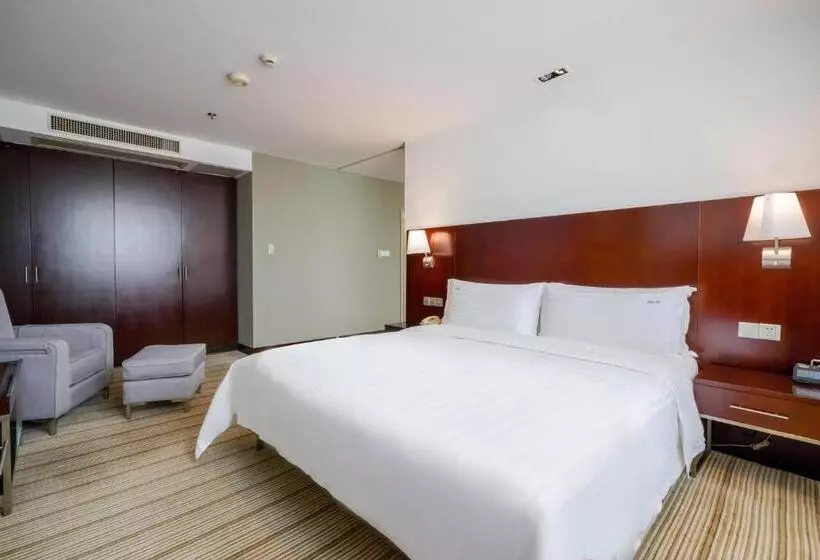 اتاق استاندارد با تخت بزرگ, Holiday Inn Shanghai Vista, An Ihg