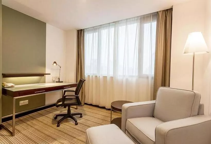 اتاق استاندارد با تخت بزرگ, Holiday Inn Shanghai Vista, An Ihg