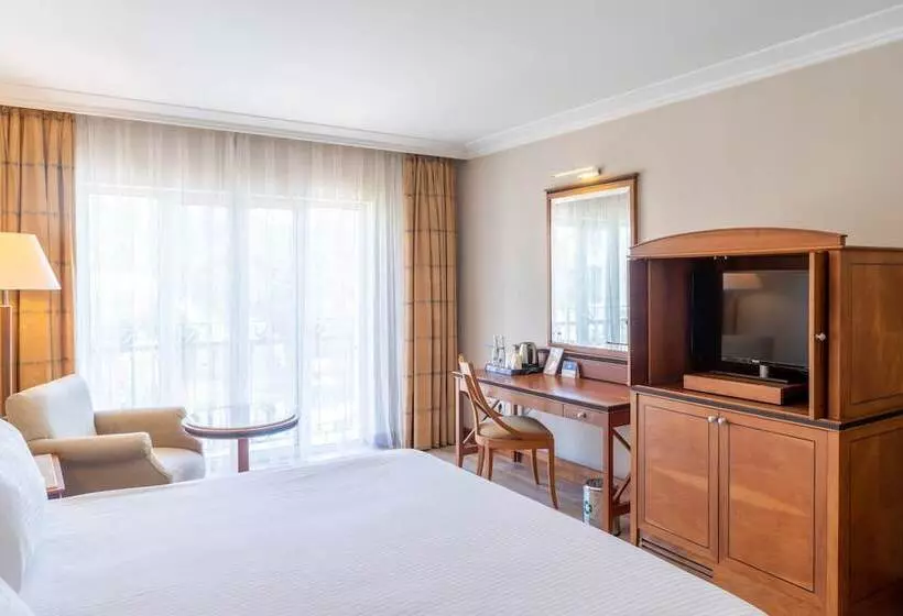 سوئیت سینیور, IC Hotels Airport