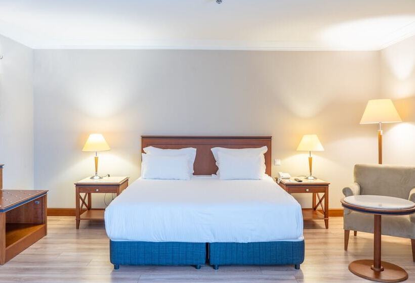 小型套房, IC Hotels Airport