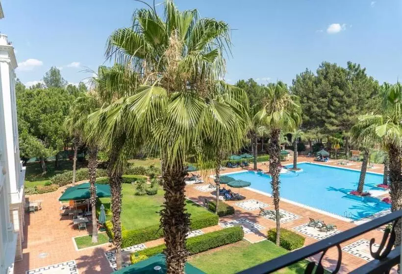 سوییت جونیور, IC Hotels Airport