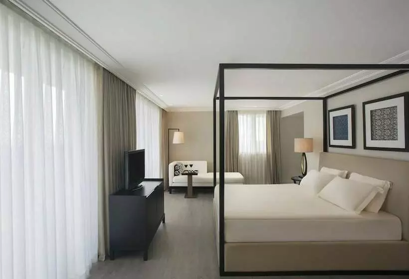 سوئیت با تخت بزرگ, IC Hotels Green Palace