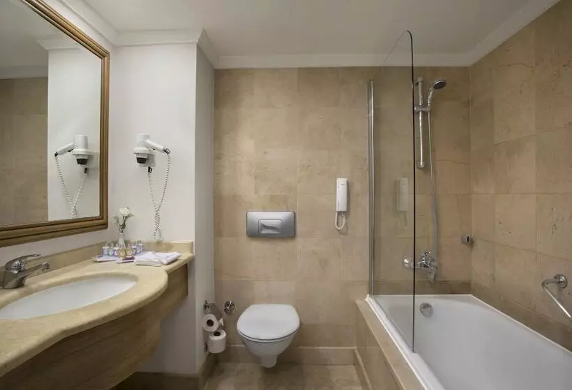 اتاق استاندارد چهار تخته, IC Hotels Green Palace