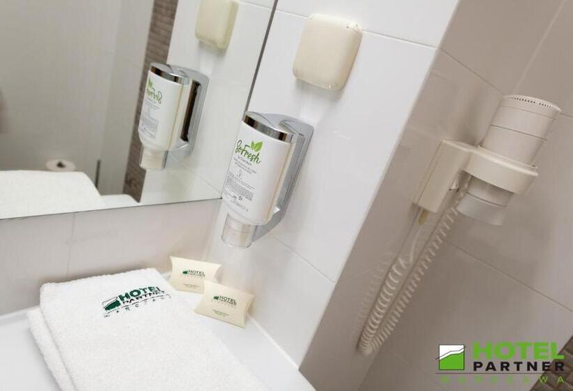 חדר סטנדרט יחיד, Partner