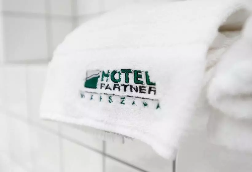 سوییت اجرایی, Partner