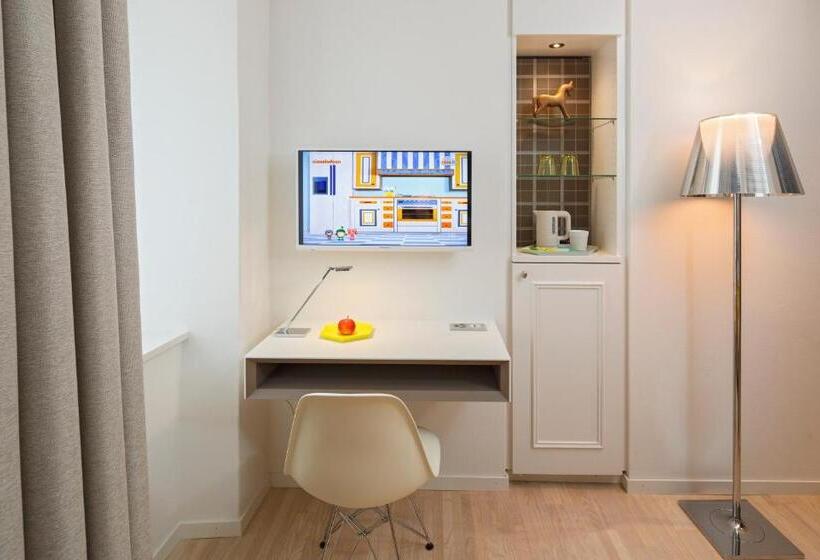 اتاق استاندارد یک نفره, Rössli