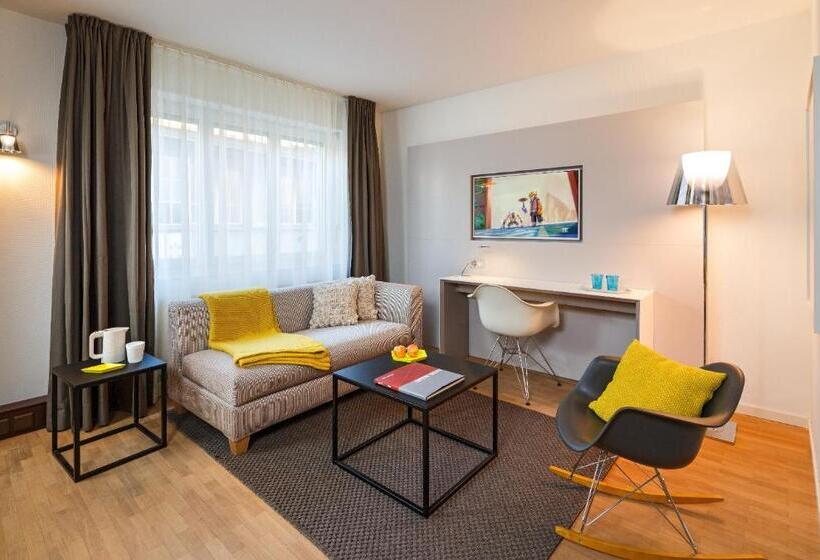 اتاق سوپریور, Rössli