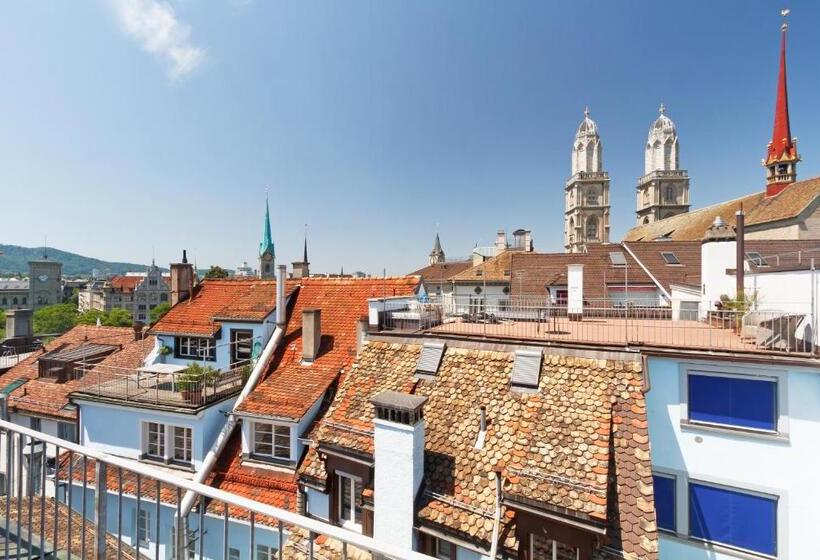 سوییت جونیور با چشمانداز دریاچه, Rössli