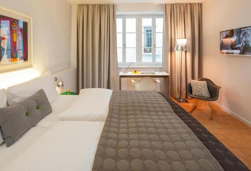 اتاق استاندارد پلاس, Rössli