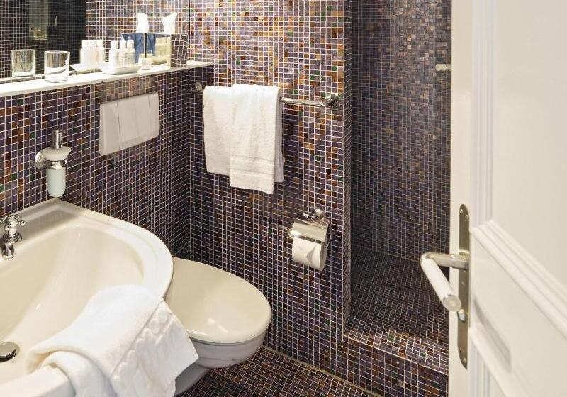 اتاق استاندارد یک نفره, Rössli