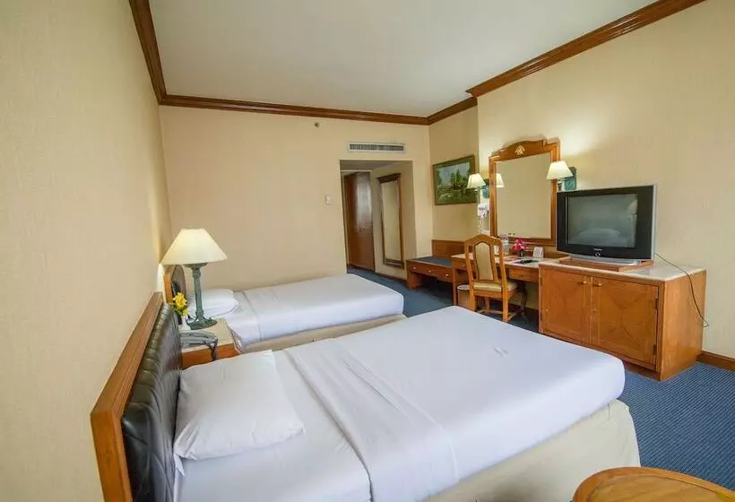 اتاق لوکس, Royal Benja Hotel Big Rooms, Family Friendly