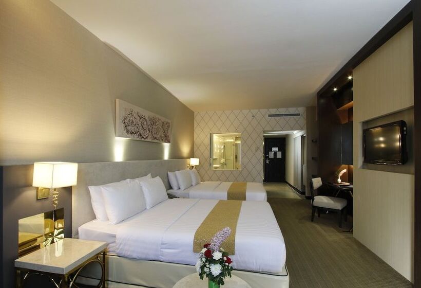 Deluxe Room, Royal Benja