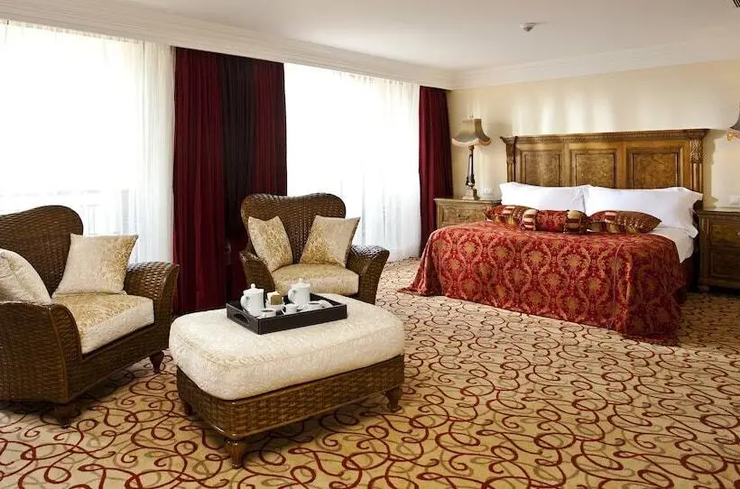 سوئیت پرزیدنت, IC Hotels Green Palace