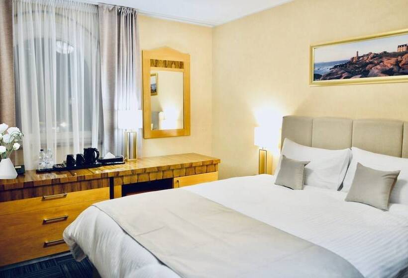 اتاق استاندارد, Jess Krolewski Gdansk Old Town