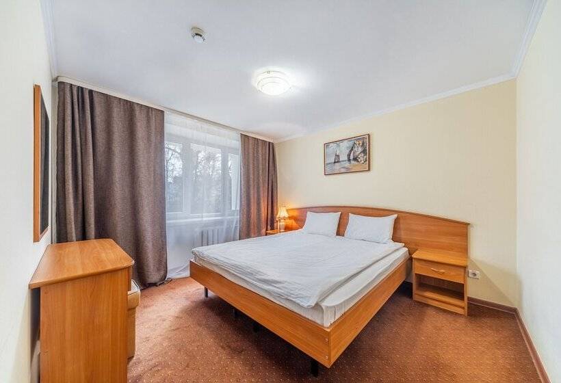 سوییت جونیور, Park Hotel Fili