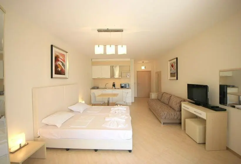 クラシックスタジオ, Menada Grand Resort Apartments