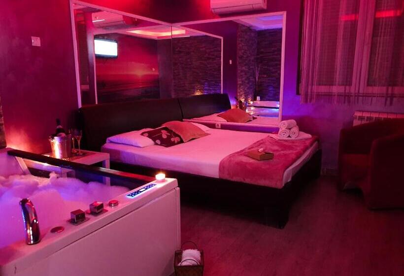 اتاق استاندارد با وان آب گرم, Spa Secret