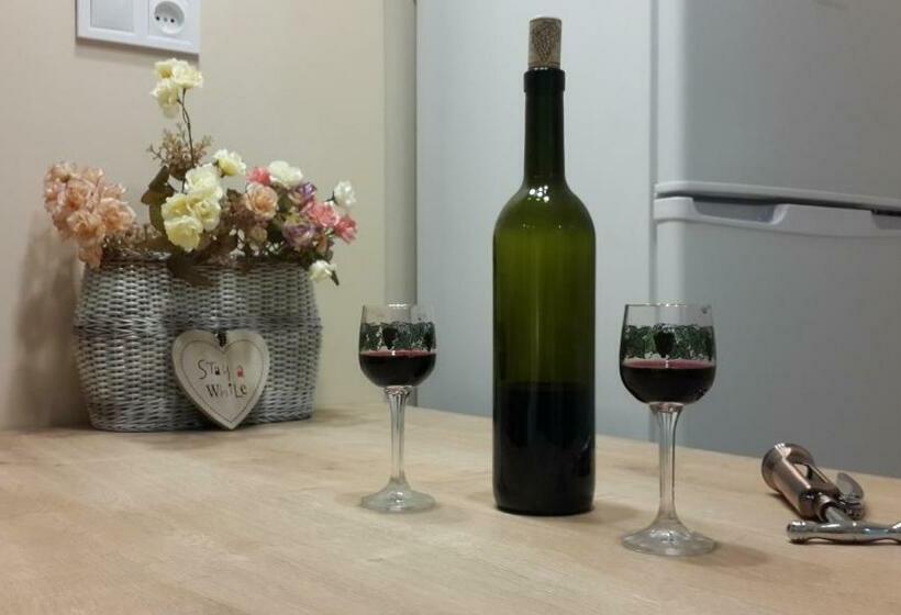 آپارتمان 1 خوابه با بالکن, Happy Stay