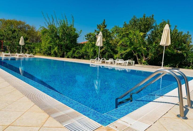 آپارتمان لوکس 1 خوابه, Menada Apolon Apartments