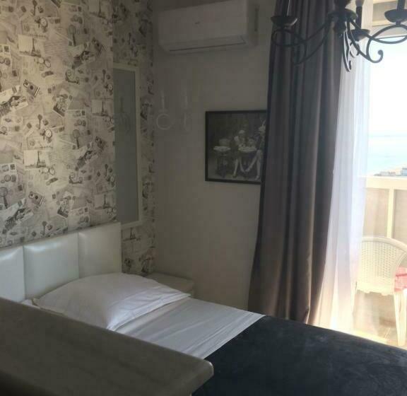 استودیوی استاندارد با چشم‌انداز دریا, Orbi Residence Design Studio