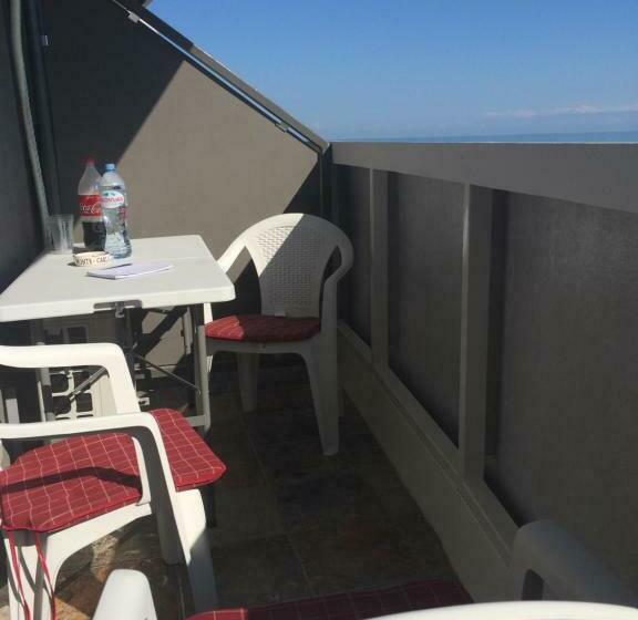 استودیوی استاندارد با چشم‌انداز دریا, Orbi Residence Design Studio