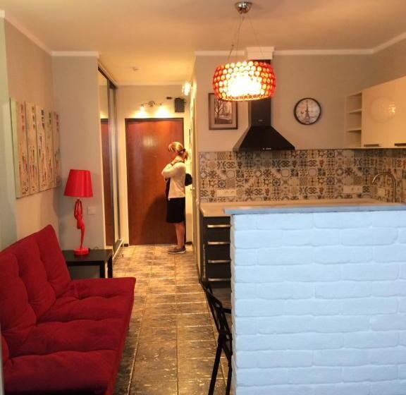 استودیوی استاندارد با چشم‌انداز دریا, Orbi Residence Design Studio