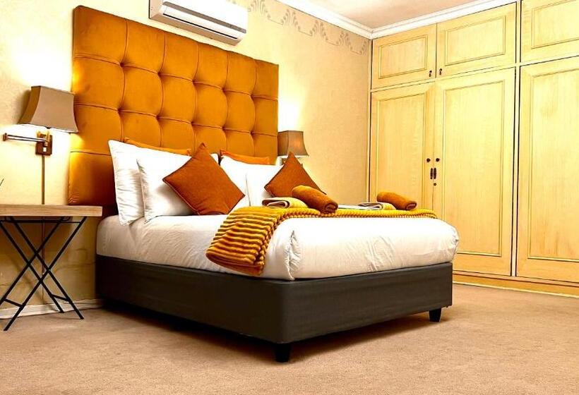 高级大房间, 27a On Angus