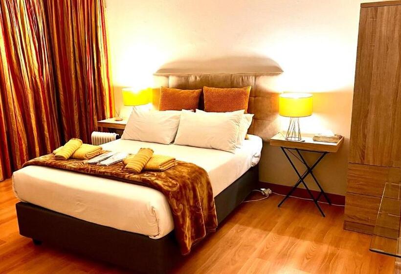 Standard room with outdoor bath, 27a On Angus