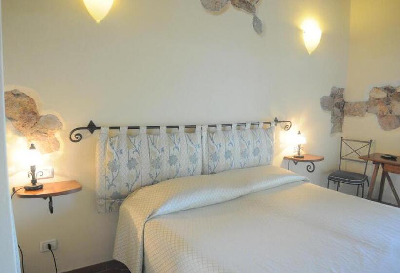 חדר אקונומי, Affittacamere Anselmi Sauro