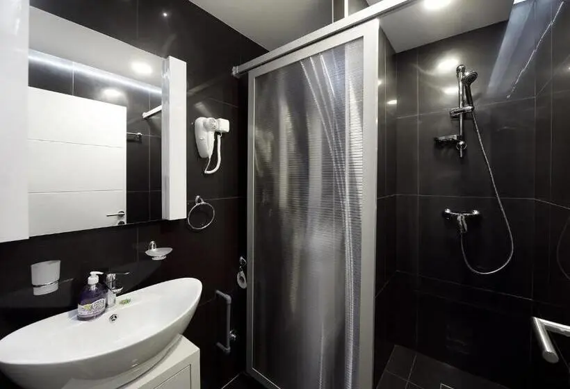 اتاق استاندارد, Agent Lux Apartments
