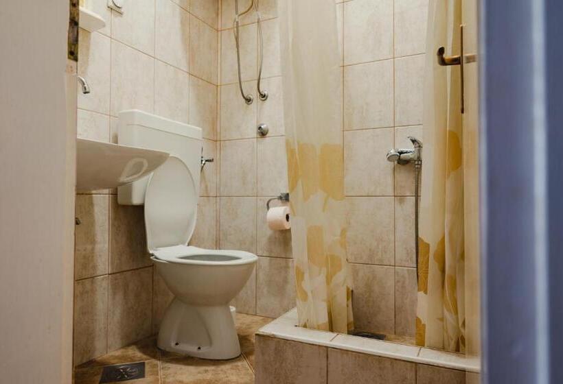 اتاق استاندارد سه نفره, Apartments Djukic