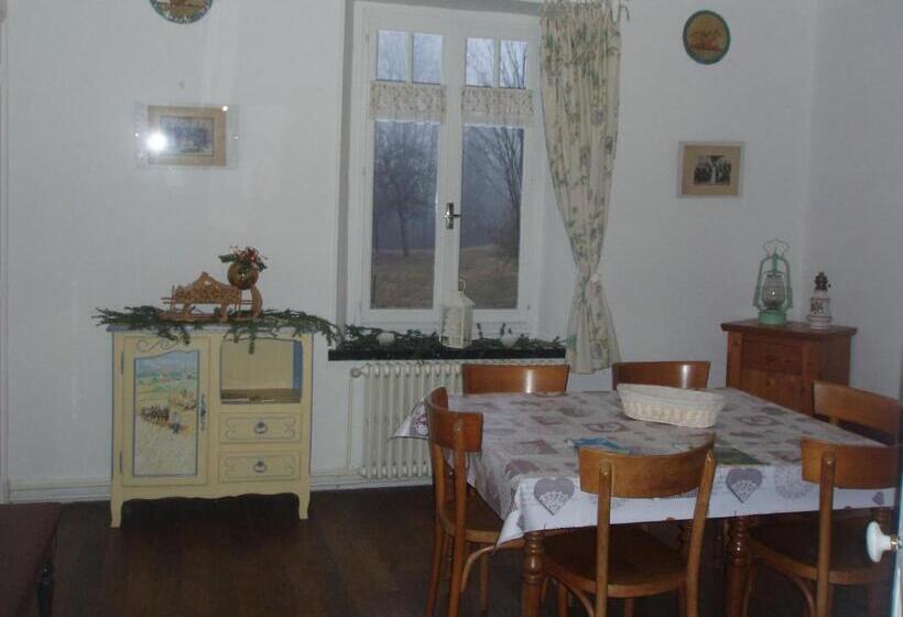 غرفة قياسية ثلاثية, Ferme Du Haut Barba