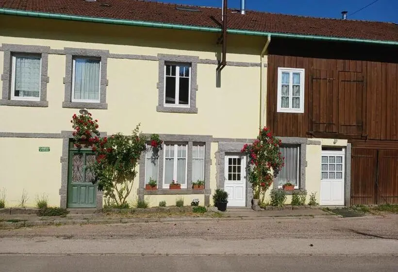 スタンダードトリプルルーム, Ferme Du Haut Barba
