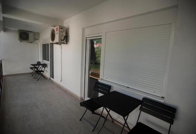 آپارتمان سوپریور 1 خوابه, Guesthouse Buco