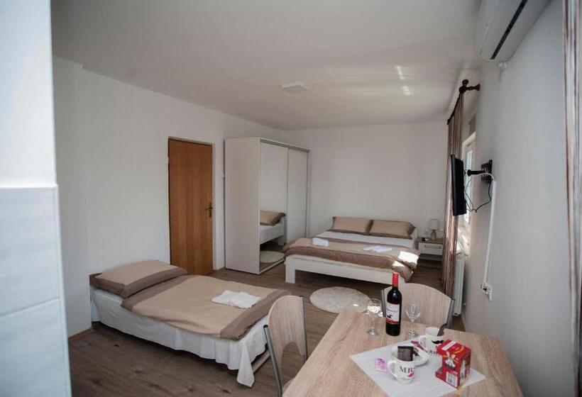 آپارتمان سوپریور 1 خوابه, Guesthouse Buco