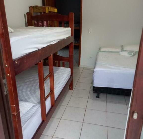 スタンダード４人部屋, Hostel Bike Point Caraguatatuba